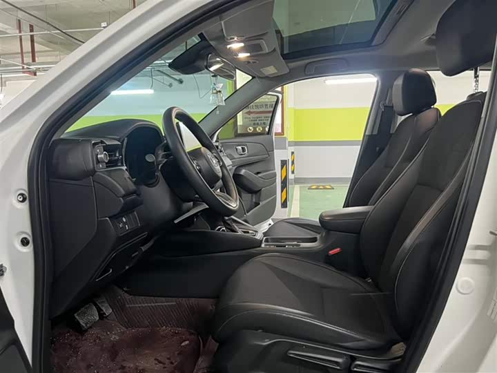 Фото 7 - Honda Vezel