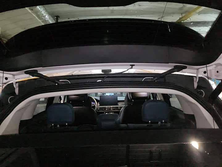 Фото 4 - Lincoln Corsair