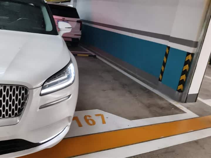 Фото 5 - Lincoln Corsair