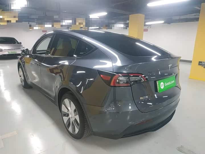 Фото 5 - Tesla Model Y