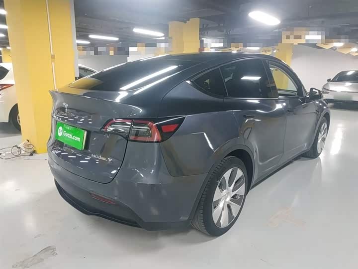 Фото 7 - Tesla Model Y