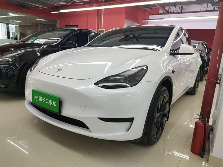 Фото 2 - Tesla Model Y