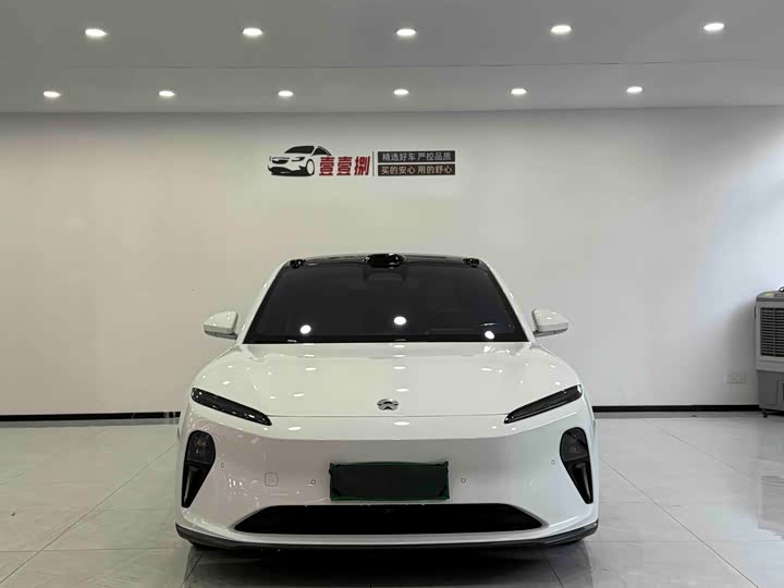 Фото 2 - Nio ET5