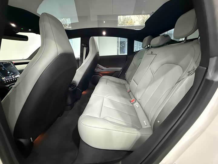 Фото 4 - Nio ET5