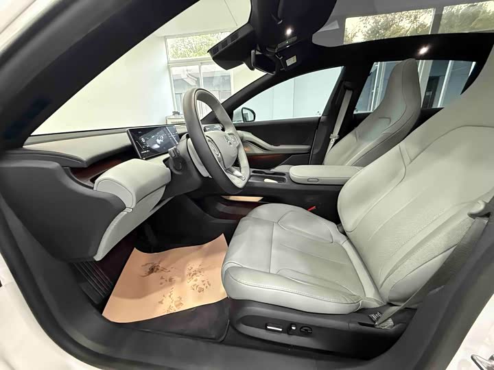 Фото 5 - Nio ET5