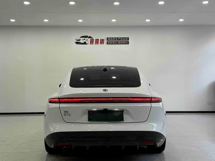 Фото 9 - Nio ET5