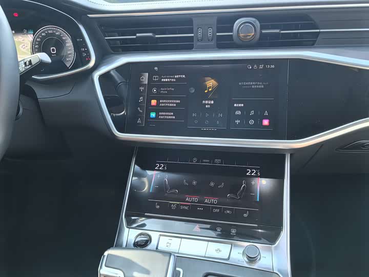 Фото 7 - Audi A6L