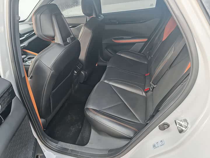 Фото 5 - Changan UNI-V