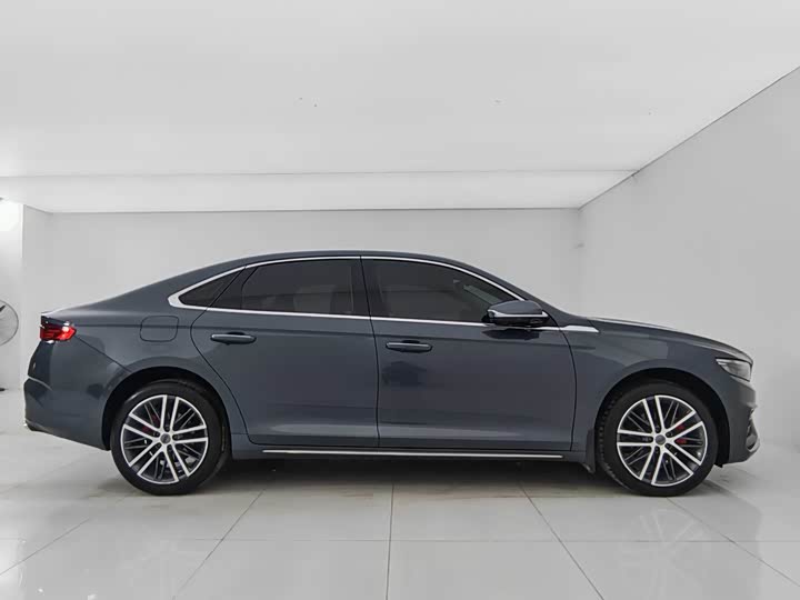 Фото 8 - Geely Preface