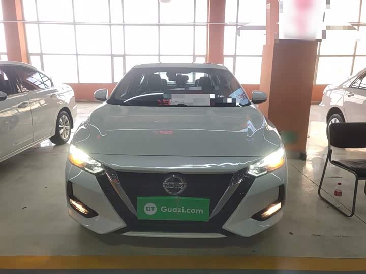 Фото 3 - Nissan Sylphy