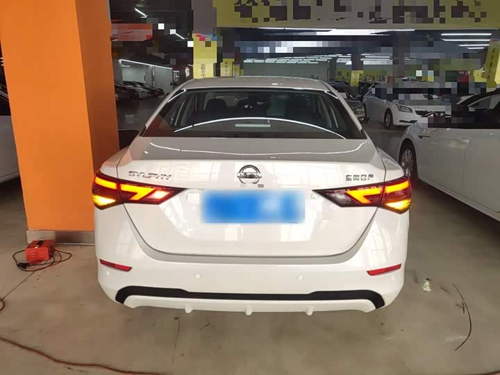 Фото 6 - Nissan Sylphy