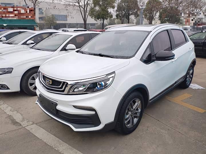 Фото 2 - Geely Vision X3