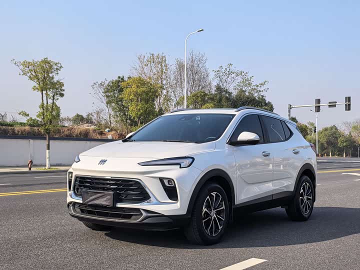 Фото 1 - Buick Encore Plus