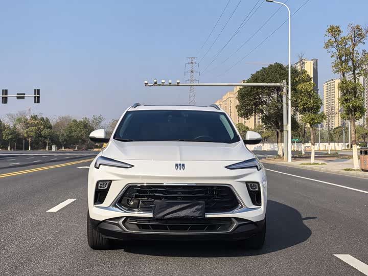 Фото 2 - Buick Encore Plus