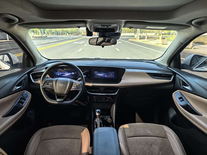 Фото 9 - Buick Encore Plus