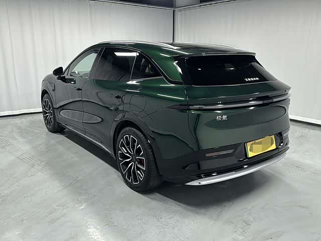 Фото 3 - Zeekr 7X