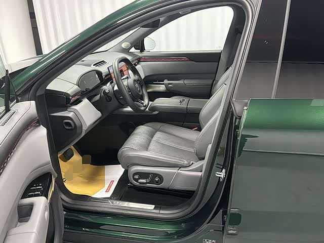 Фото 6 - Zeekr 7X