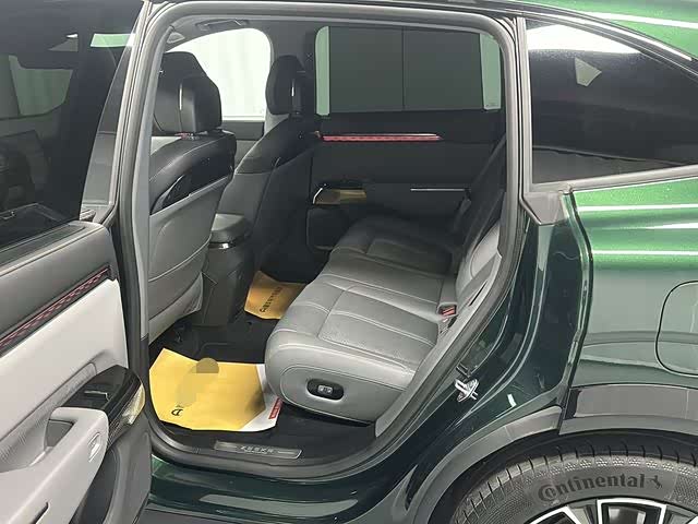 Фото 7 - Zeekr 7X