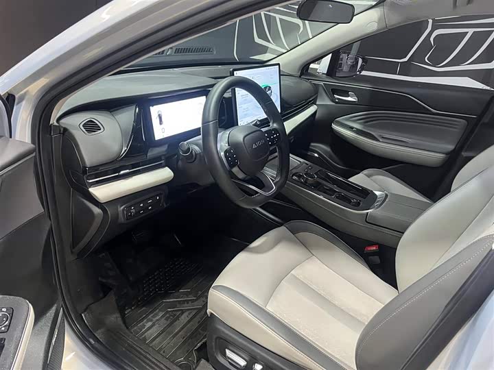 Фото 6 - GAC Aion S Plus