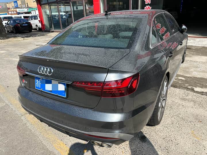 Фото 5 - Audi S4