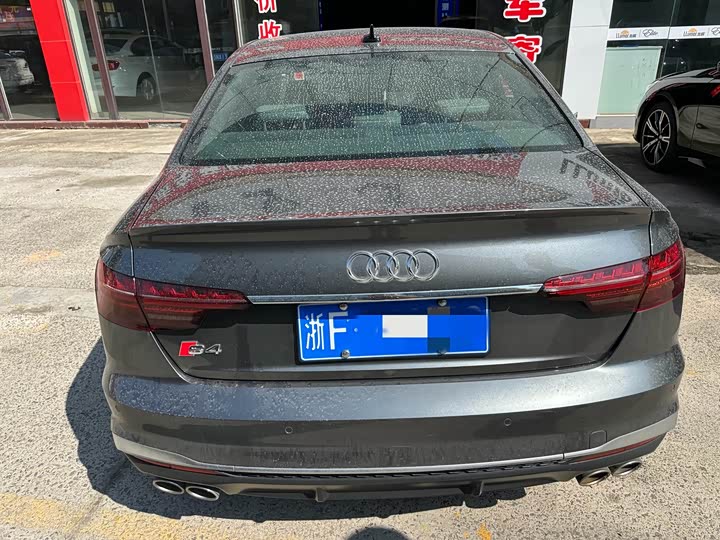 Фото 6 - Audi S4