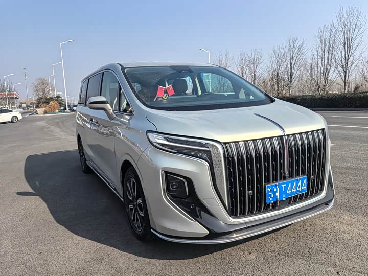 Фото 1 - Hongqi HQ9
