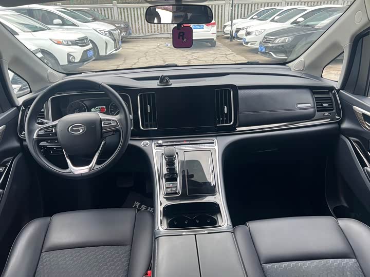 Фото 6 - GAC Trumpchi M8