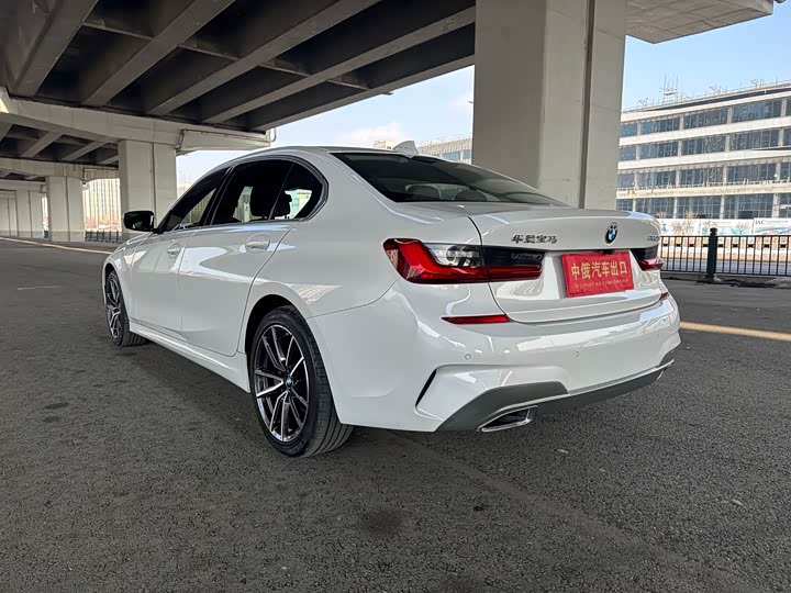 Фото 8 - BMW 3 Series