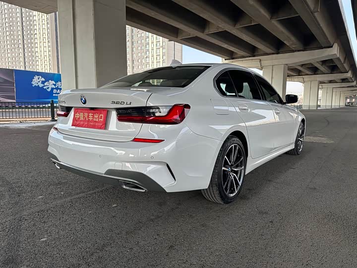 Фото 9 - BMW 3 Series