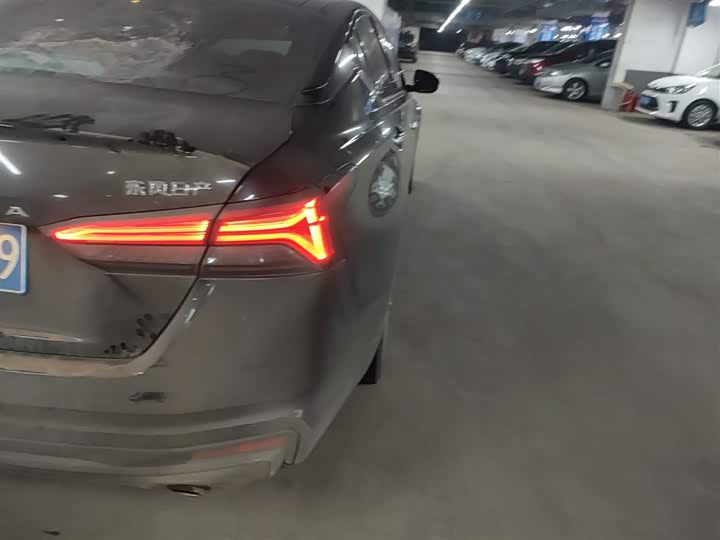 Фото 8 - Nissan Teana