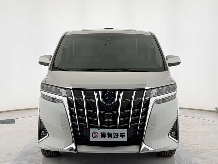 Фото 2 - Toyota Alphard