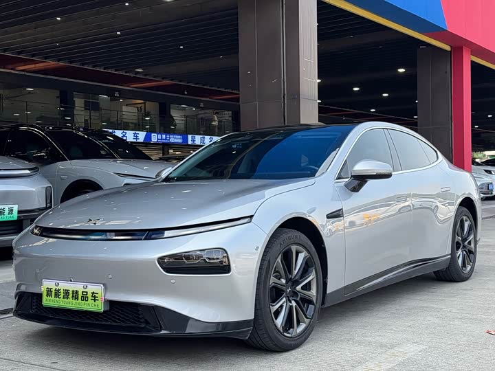 Фото 1 - XPeng P7