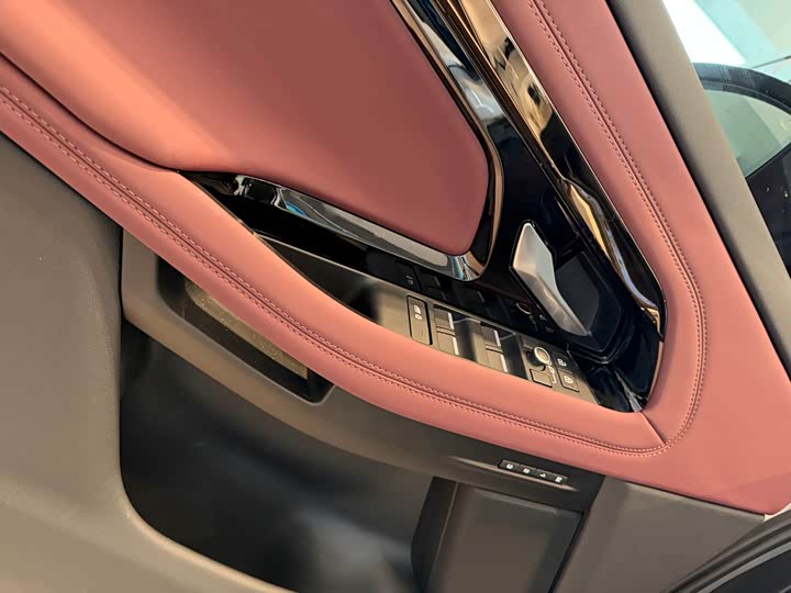 Фото 7 - Land Rover Range Rover Evoque L