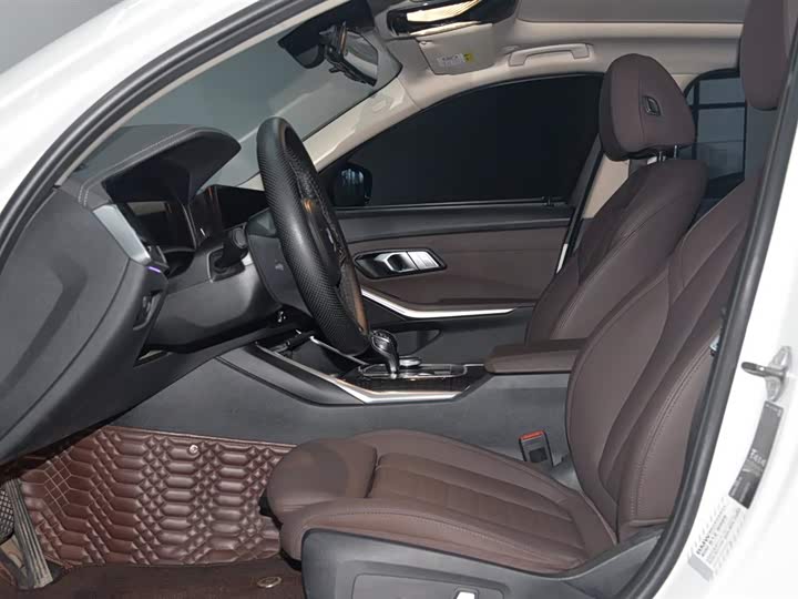 Фото 8 - BMW 3 Series