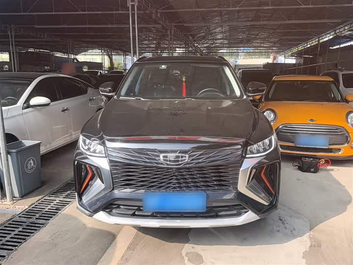 Фото 3 - Geely Atlas