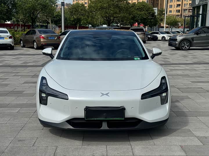 Фото 2 - XPeng Mona M03