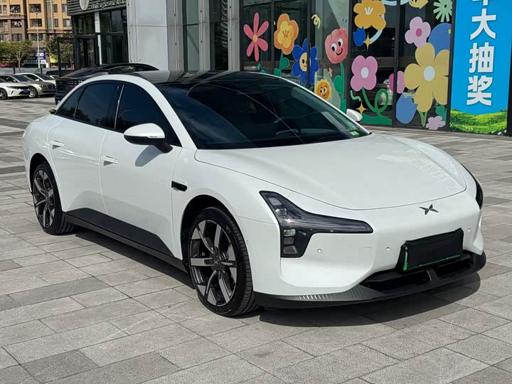 Фото 3 - XPeng Mona M03