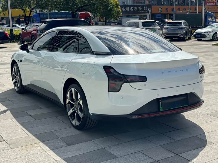 Фото 4 - XPeng Mona M03