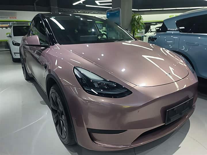 Фото 4 - Tesla Model Y