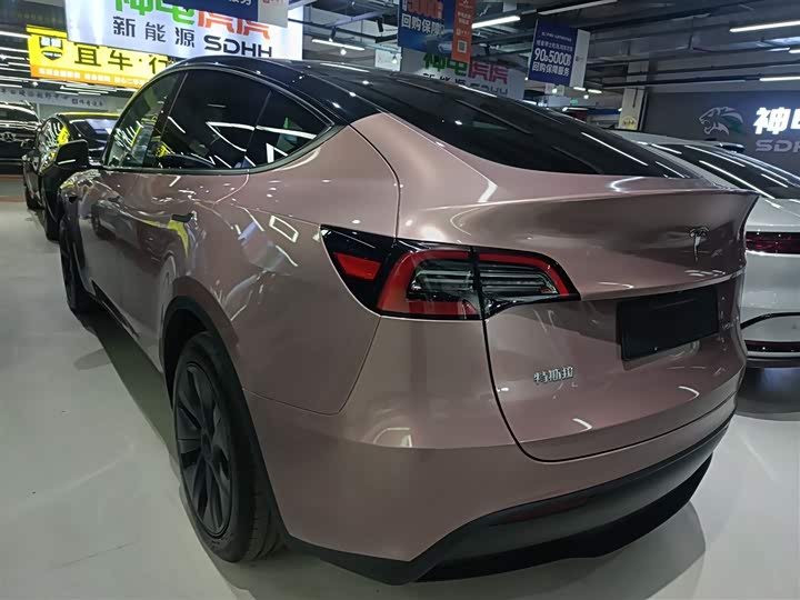 Фото 5 - Tesla Model Y