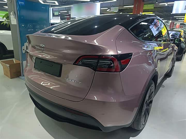 Фото 7 - Tesla Model Y