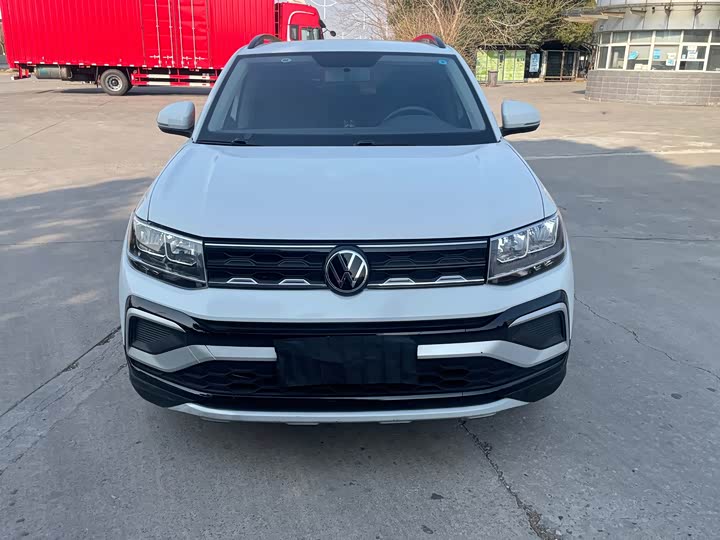 Фото 1 - Volkswagen T-Cross