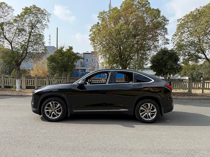 Фото 8 - Nio EC6