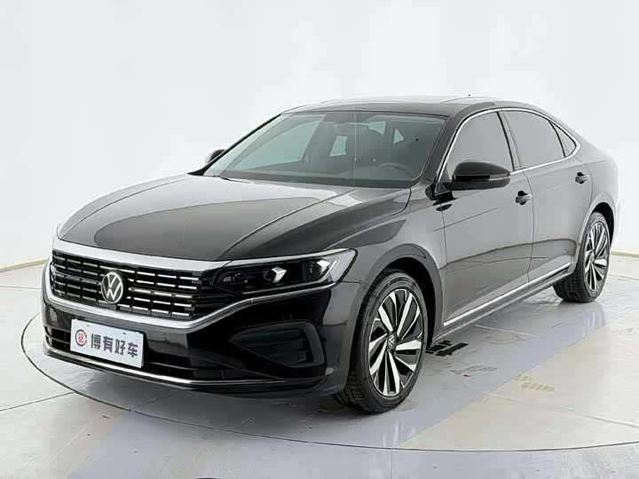 Фото 1 - Volkswagen Passat