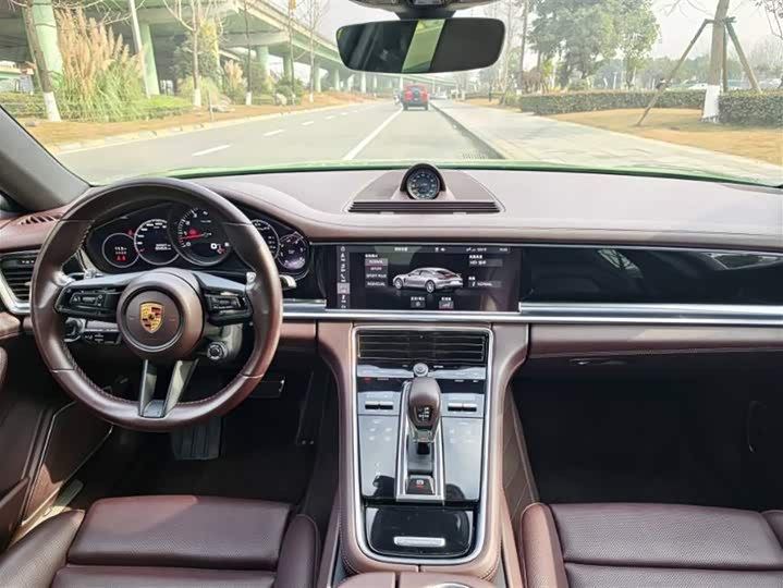 Фото 6 - Porsche Panamera