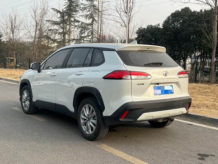 Фото 6 - Toyota Corolla Cross