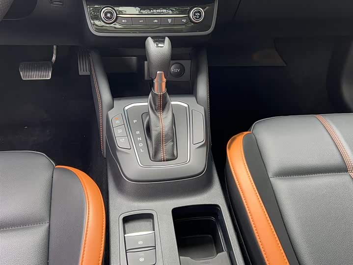 Фото 7 - Ford Focus