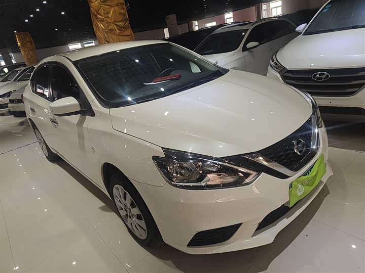 Фото 4 - Nissan Sylphy