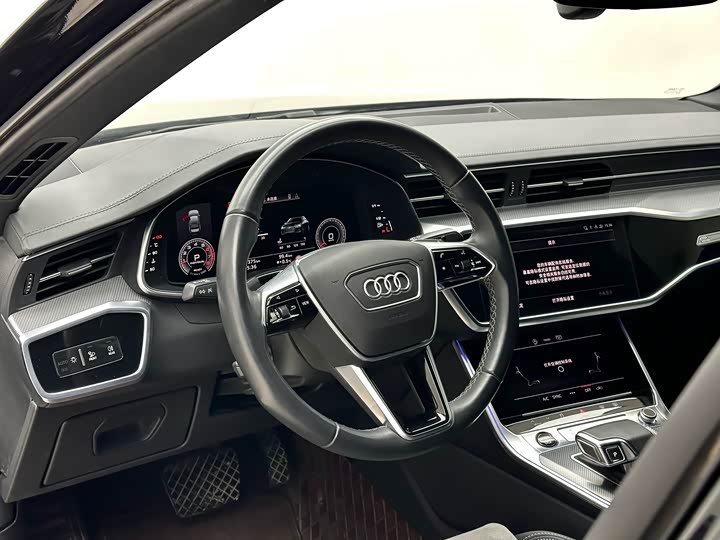 Фото 5 - Audi A6L
