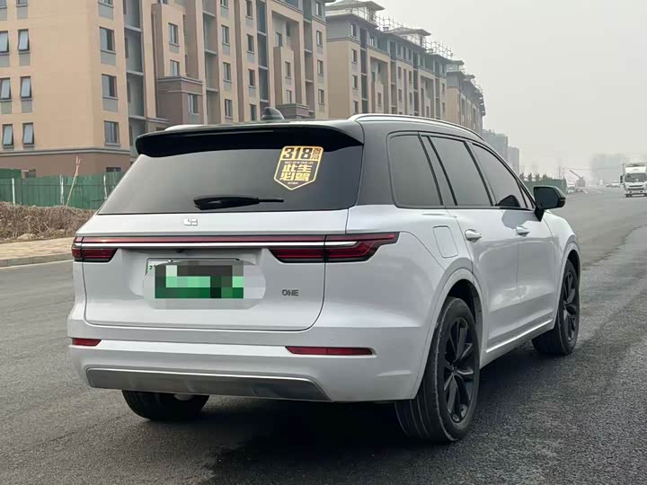 Фото 6 - LiXiang One